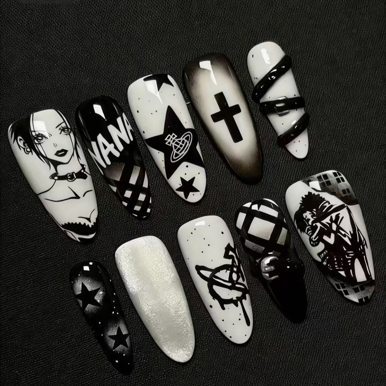Nail Art - 나나 펑크 스타일 네일 다크 에스테틱